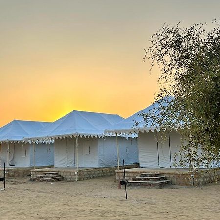 Готель Jaisan Boutique Desert Camp Джайсалмер Екстер'єр фото